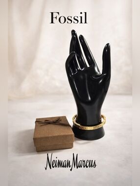 Fossil Gold Tone Key Filigree Hinged Bangle Bracelet NWOT | Elegant Lock Clasp